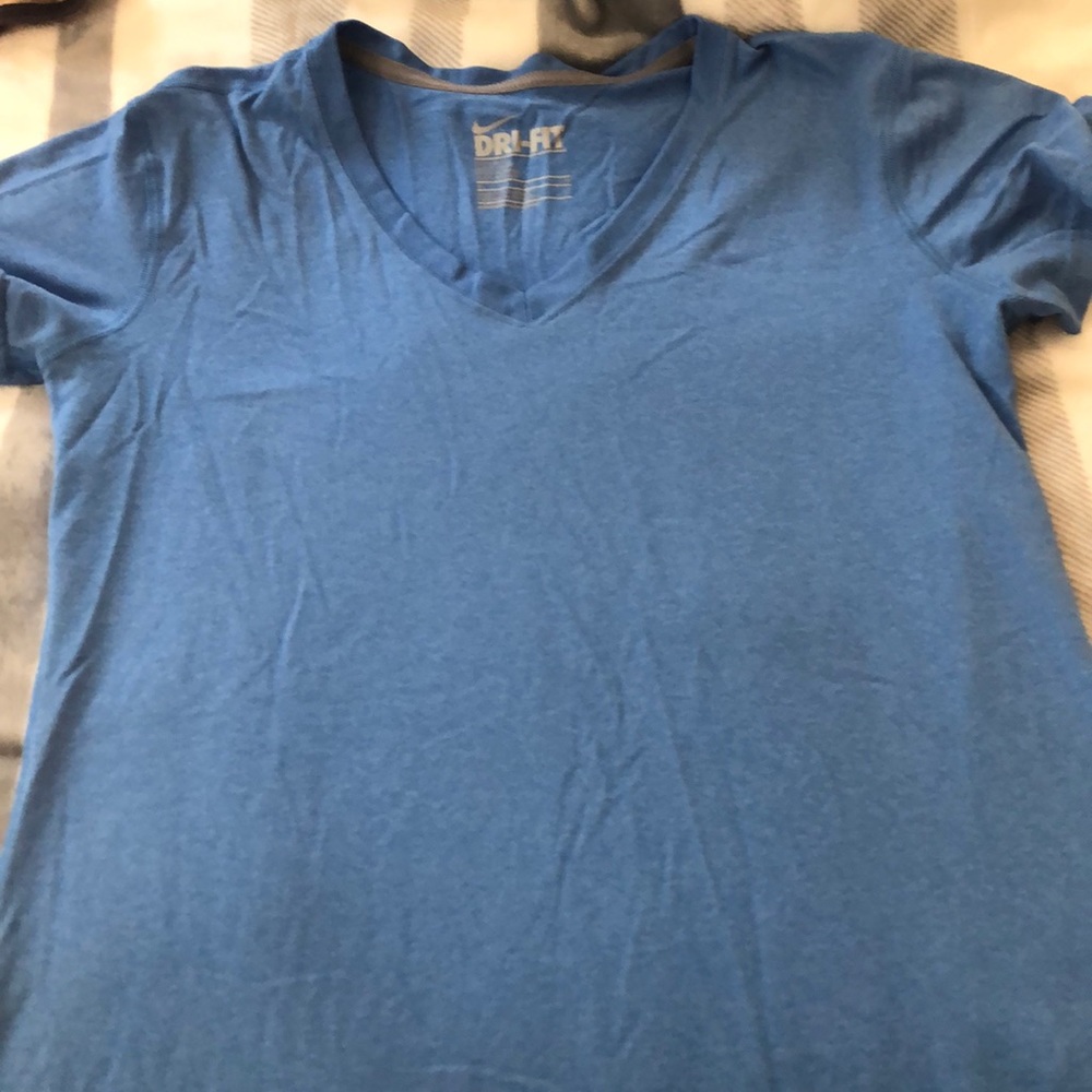 Nike t shirt